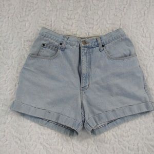 Vintage high waist light wash denim “mom” shorts